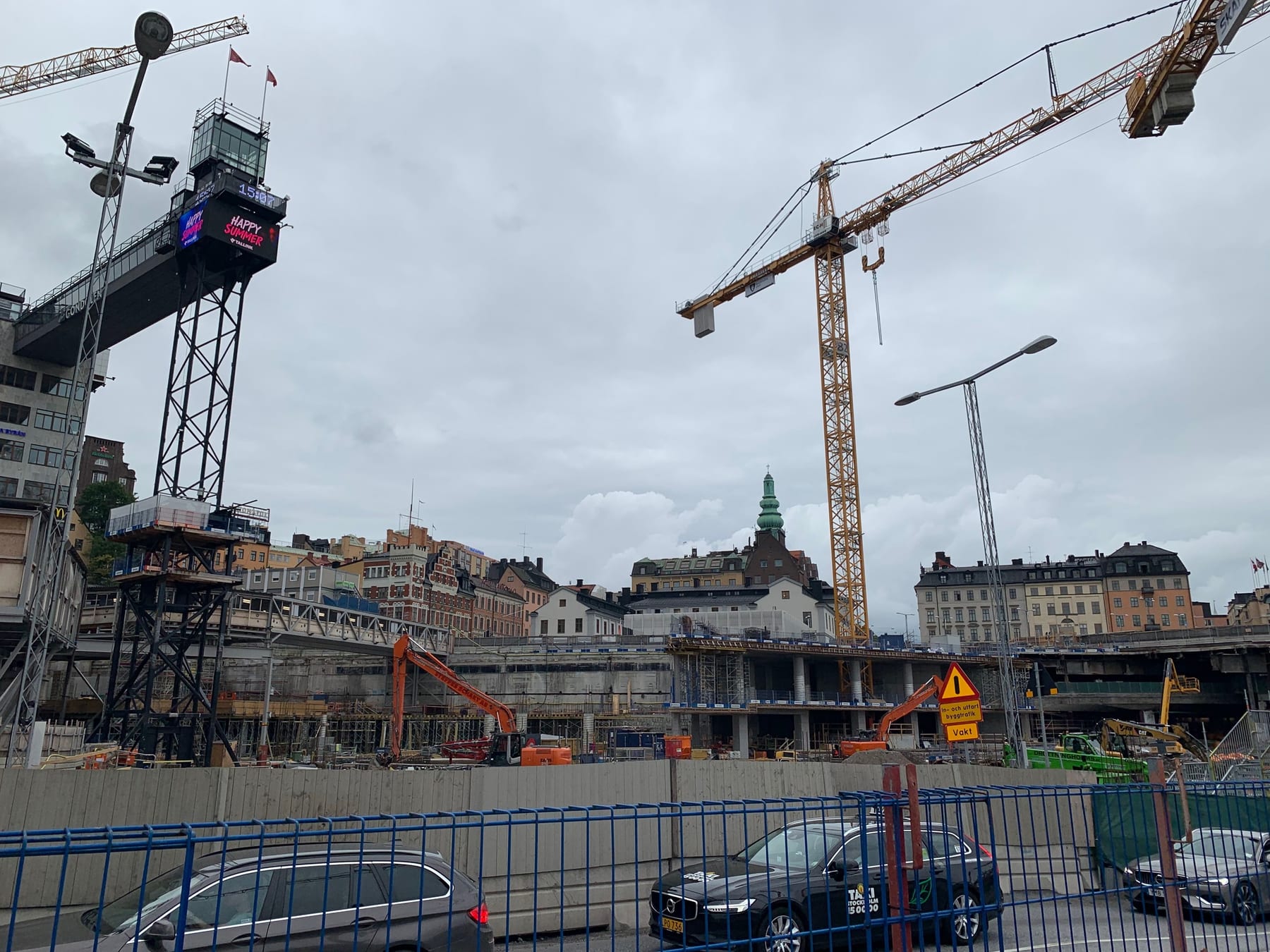 There was a lot of construction around the museum. Later in the day we took an Uber, and our driver told us that the con