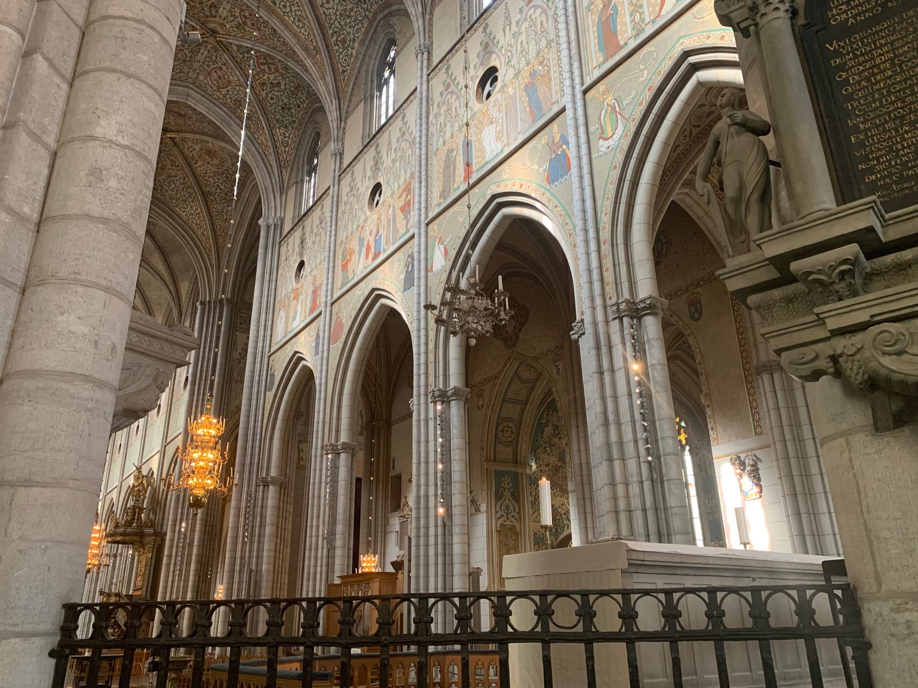Inside the cathedral! It was built around 1300, but it took another hundred years or so for it to be consecrated.