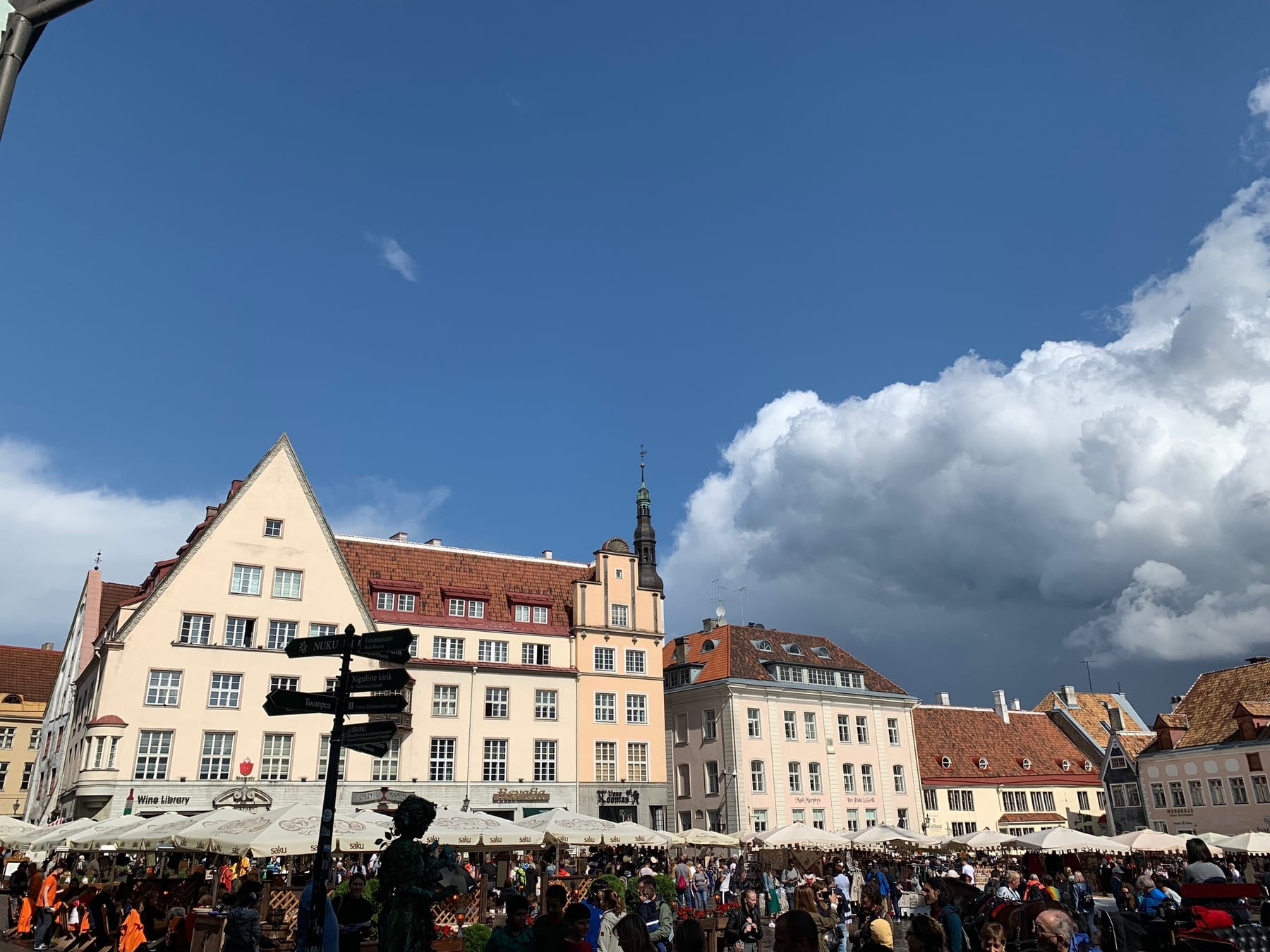 Eventually the sun came back out, and so did the people.