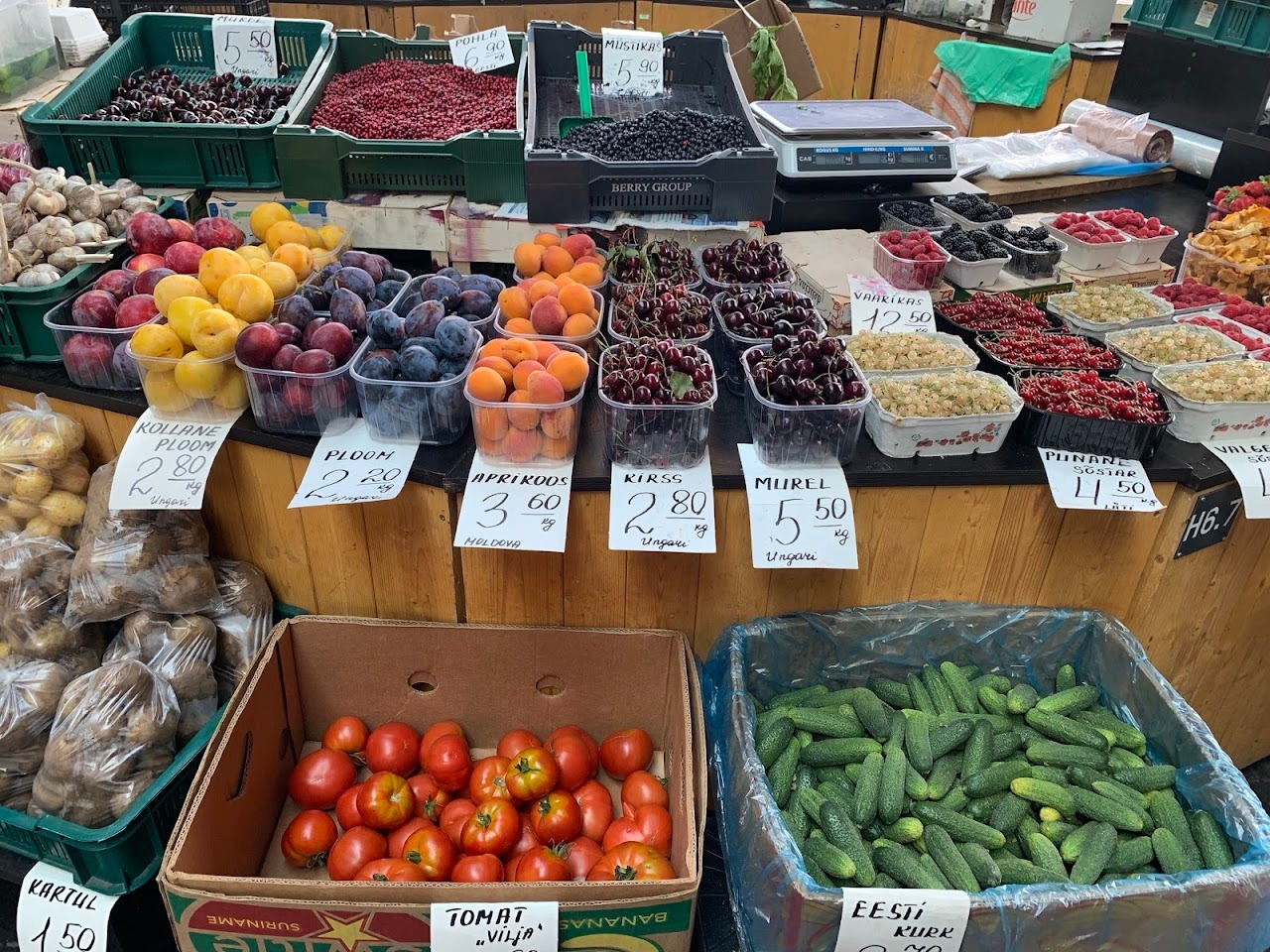 The produce looked amazing and super fresh!