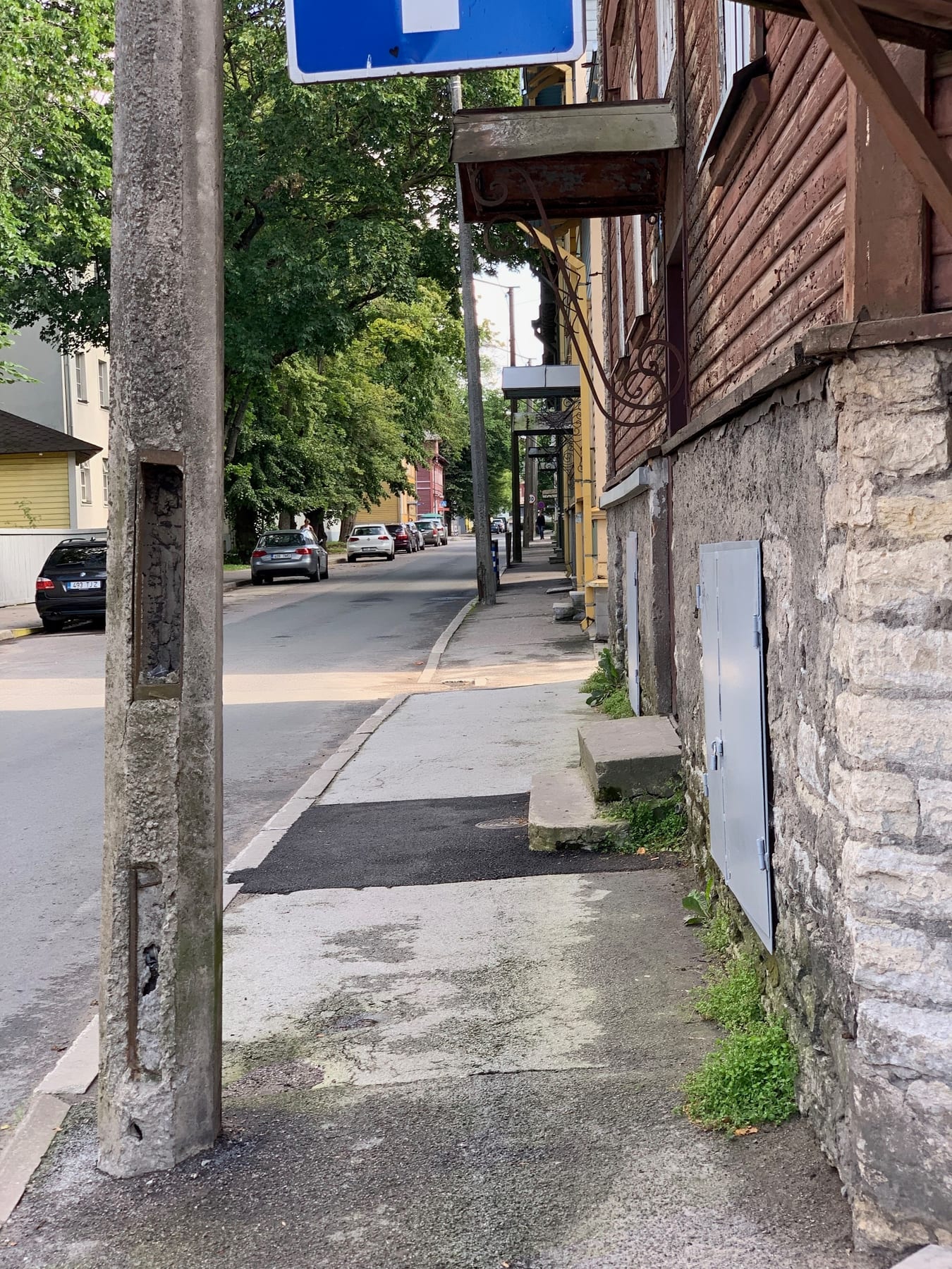 We took the long way back to the old town. This neighborhood looks like it was mostly built in the early 1900’s, with so